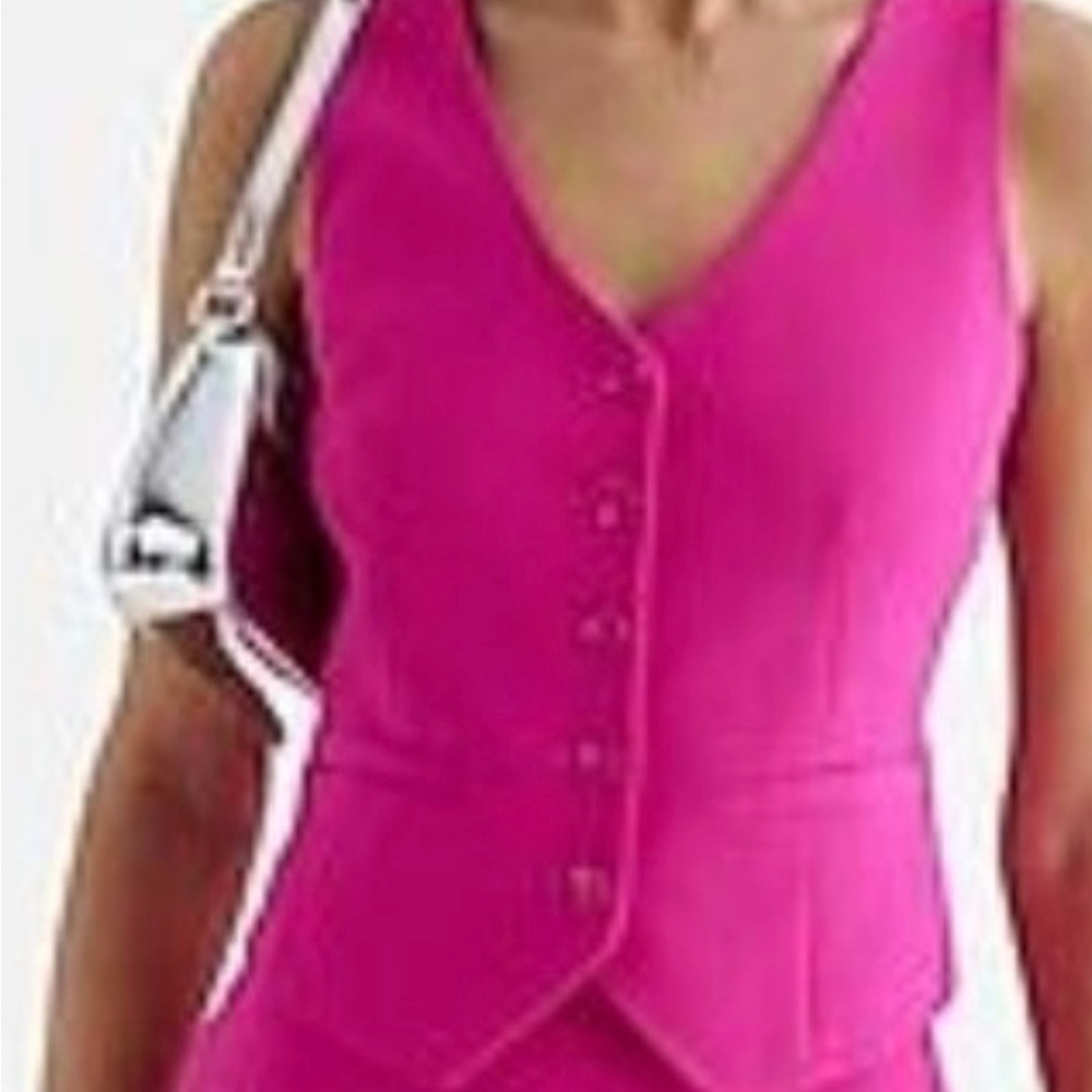 Express Fuchsia Button-Front V-Neck Sleeveless vest. Like new